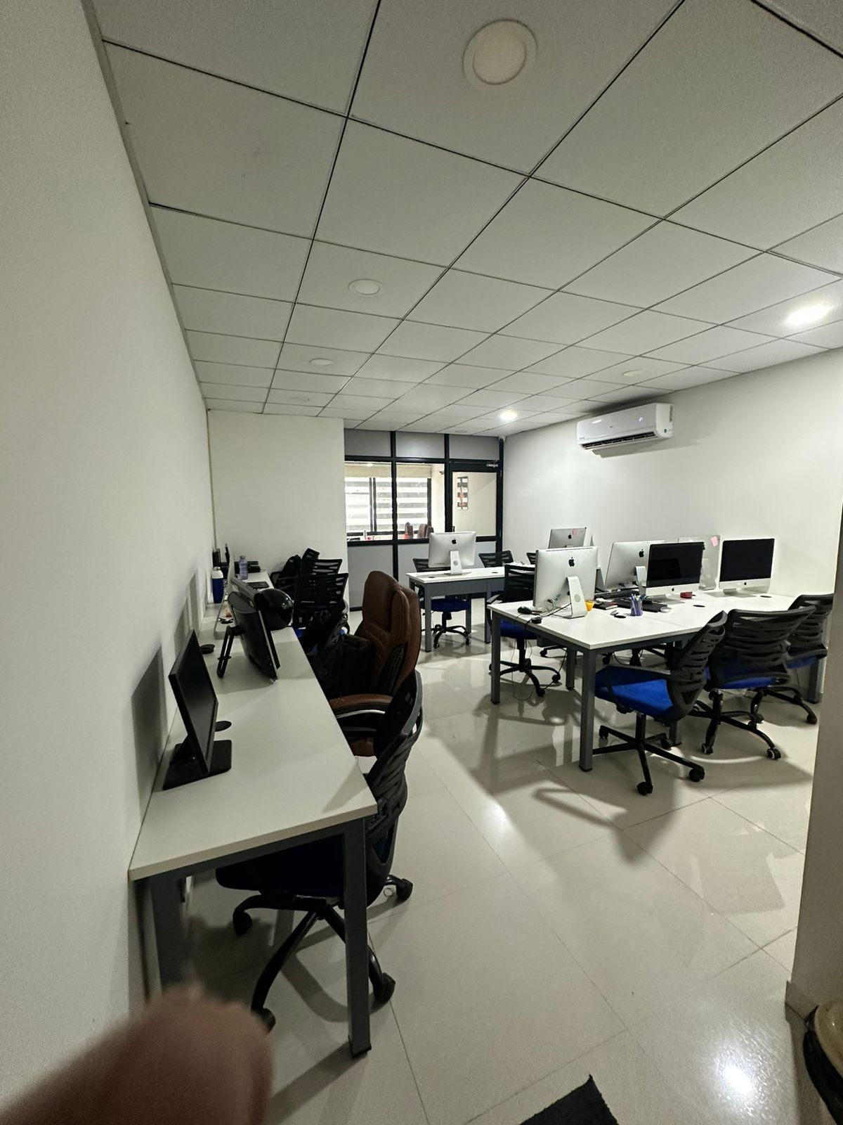 Isquare Corporate Park